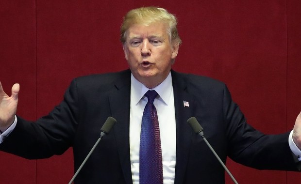 Trump nie spuszcza z tonu ws. Korei Północnej. "Nie wystawiaj nas na próbę"