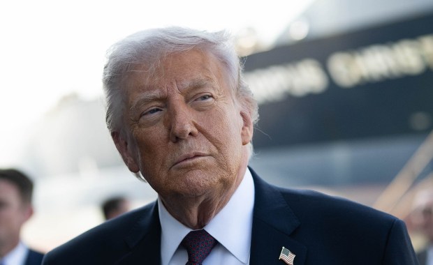 Trump o atakach na Iran: Zestrzelili śmigłowiec, właśnie na to odpowiadamy