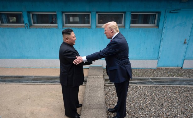 Trump o Kim Dzong Unie: Nie mogę się doczekać naszego spotkania 