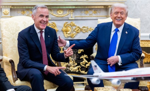 Trump o sporze z Kanadą. "Rozwiążemy go"