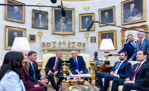 Trump o trudnościach w Ukrainie i dogadywaniu się z Putinem. "Bardzo się na nim zawiodłem"