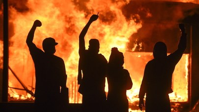 Trump o zamieszkach po śmierci George'a Floyda: Wojsko może odpowiedzieć bardzo szybko