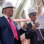 Trump odwiedził bank centralny. Na oczach kamer pokłócił się z szefem Fed