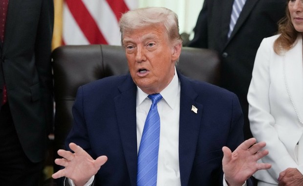 Trump ogłasza: Porozumienie pokojowe z Iranem zawarte
