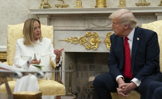 "Trump porzuca Meloni". Nadszedł czas na "rozwód" 