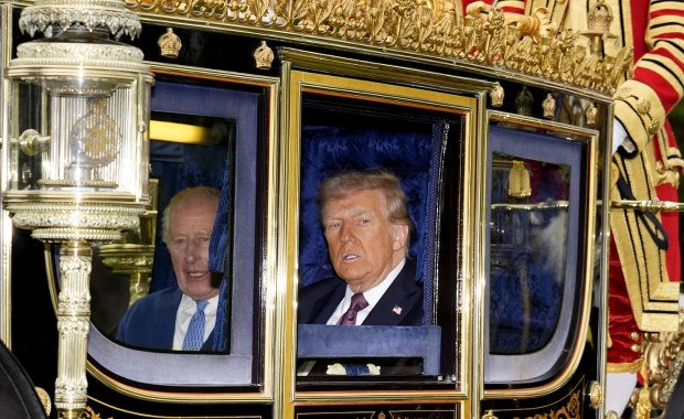 Trump powitany jak król. Wielka polityka i spektakularny protest w Windsorze