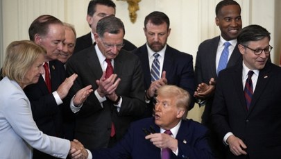 Trump reaguje na atak Izraela. "Po prostu to zróbcie"