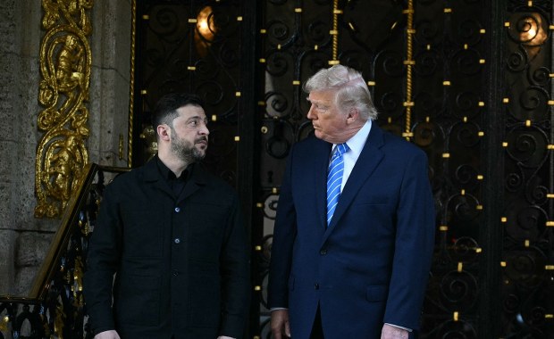 Trump rozmawiał z Zełenskim w Davos. "Wiadomość dla Putina"