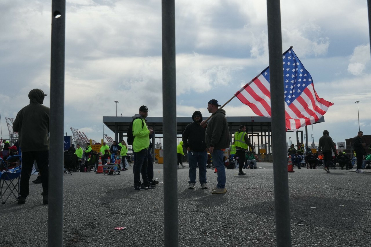 Trump rozpoczął "porządki". "Masowa deportacja w toku"