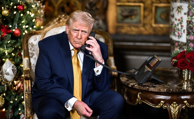 Trump twierdzi, że poprosił Putina o wstrzymanie bombardowań, a on się zgodził