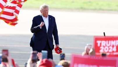 Trump w Nowym Jorku. Jego radykalni zwolennicy szykują się do "totalnej wojny"