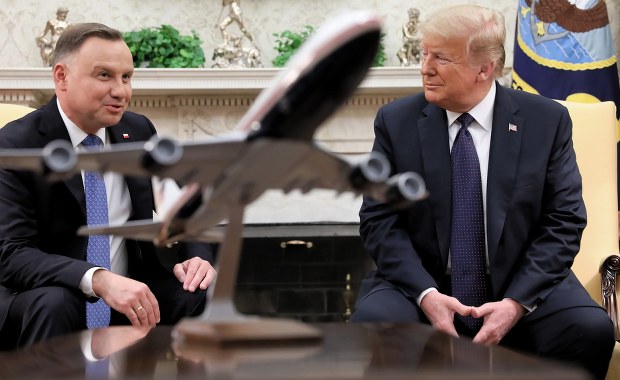 Trump w oświadczeniu: Ameryka kocha Polskę i Polaków