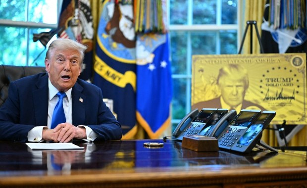 Trump wprowadza opłatę 100 tys. dolarów rocznie za wizę pracowniczą