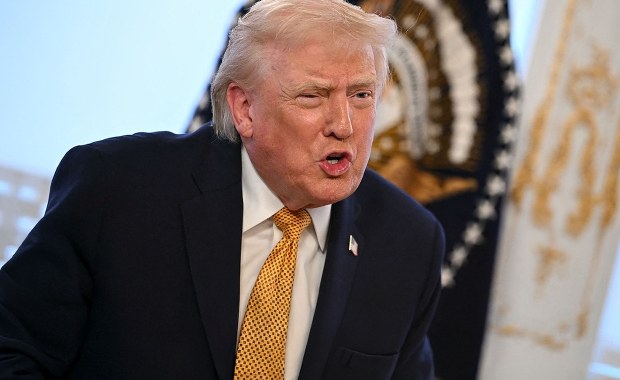 Trump wściekły po Super Bowl. "Afront wobec Ameryki"