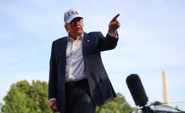 Trump wstrzymał atak militarny na Iran. "Zwrócili się do mnie z prośbą..."