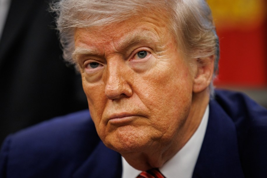 Trump wycofał się z groźby nałożenia 50 proc. ceł na towary z UE 1 czerwca /SAMUEL CORUM / POOL /PAP/EPA