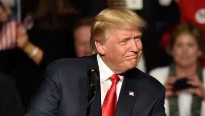 Trump wygrywa z Bidenem w wyborczym sondażu