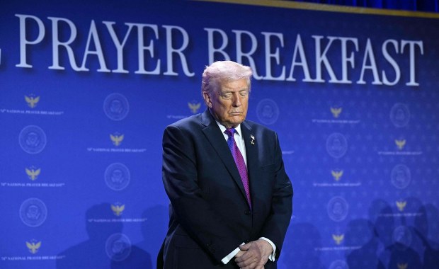 Trump wywraca nuklearny stolik i mówi, że świat potrzebuje nowej umowy