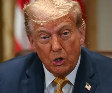 Trump "zamiata" na parkietach. "Jedna noga na gazie, druga na hamulcu"