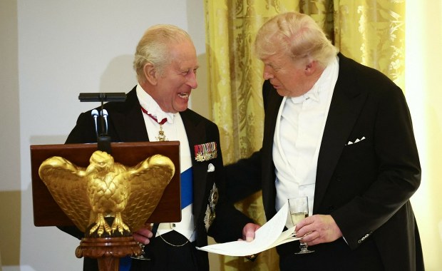 Trump "zasmakował" brytyjskiego humoru. Królewskie dowcipy w Białym Domu