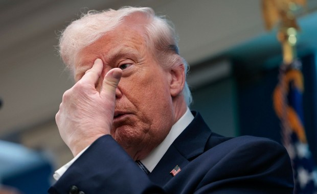 Trump znów grozi Iranowi. "Zacznie się strzelanina, większa niż kiedykolwiek"