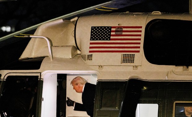 Trump znów zdumiewa. Już nie tylko oskarża Zełenskiego, ale i kpi 