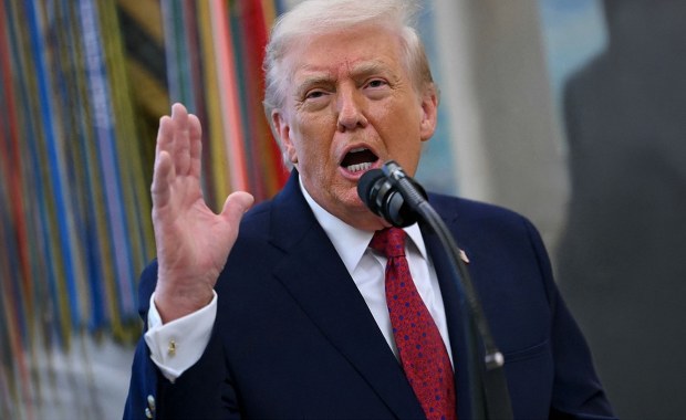 Trump znowu o Grenlandii: Jeśli nie po dobroci, to w trudniejszy sposób