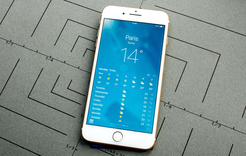 Trwa awaria aplikacji Pogoda na iPhone'ach. /123RF/PICSEL