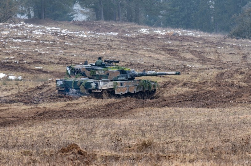 Trwa boom w przemyśle obronnym. Na zdj. czołg Leopard 2 /ARMIN WEIGEL / DPA /AFP