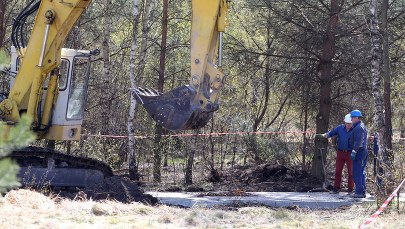 Trwa poszukiwanie górników. Odwiert sięgnął 815 m