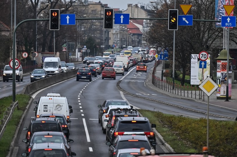 Trwa walka o kształt krakowskiej Strefy Czystego Transportu. Czy będzie bardziej radykalna niż berlińska? /Getty Images