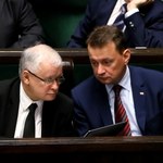 Trwa walka PiS-u z czasem. Chce szybko przeprowadzić przez Sejm podwyżki dla rządu i prezydenta