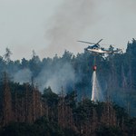 Trwa walka z pożarem w Czeskiej Szwajcarii. Pogoda znów nie pomaga