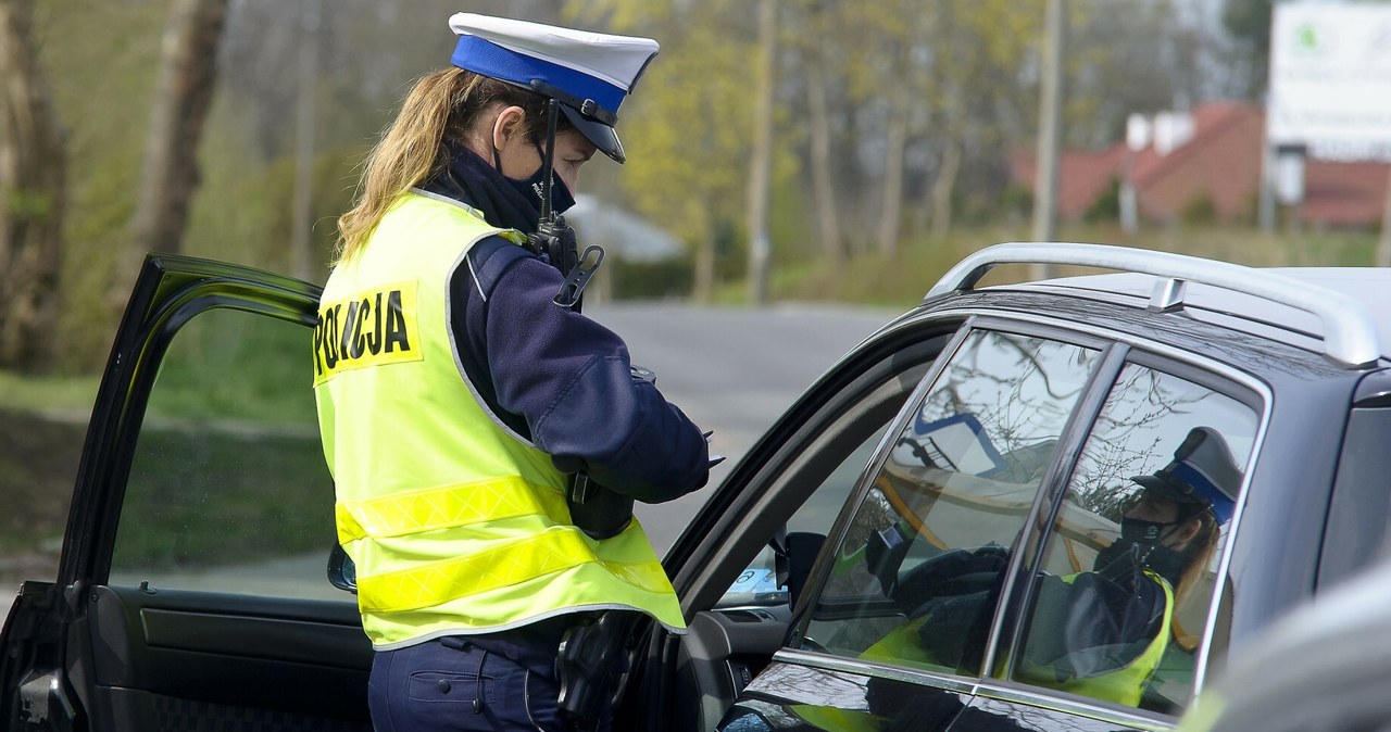 Trwa właśnie specjalna akcja policji /Stanislaw Bielski /Reporter