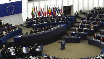 Trwają negocjacje nad rezolucją PE o Polsce. Termin do wtorku