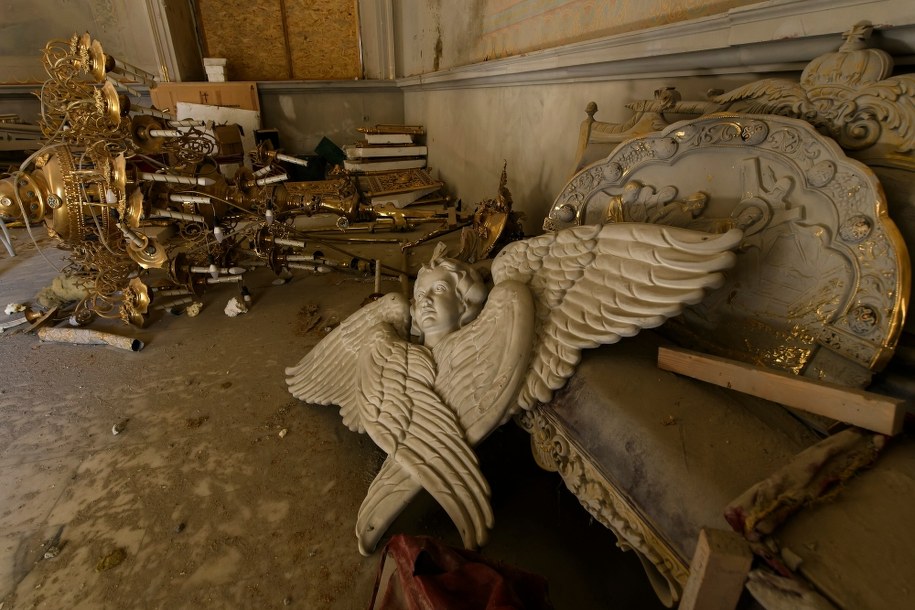 Trwają prace konserwatorskie w Soborze Przemienienia Pańskiego w Odessie. Świątynia została uszkodzona po jednym z rosyjskich ataków rakietowych. /Vladyslav Musiienko /PAP