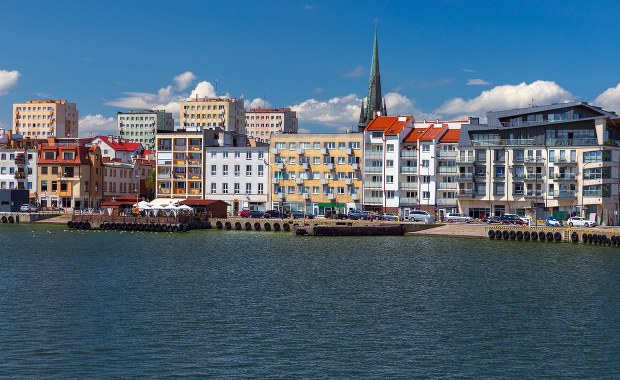 Trwają przygotowania do wylewki asfaltu w tunelu pod Świną