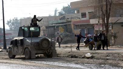 Trwają walki na kampusie w Mosulu. Wojsko znalazło materiały chemiczne dżihadystów
