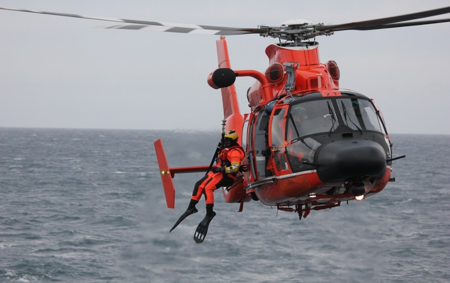 Szukają rosyjskiego pływaka. Mężczyzna zaginął podczas zawodów