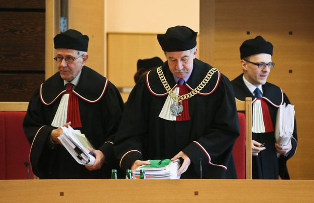 Trybunał Konstytucyjny orzekł, że przepisy o "janosikowym" są niezgodne z konstytucją /Rafał Guz /PAP