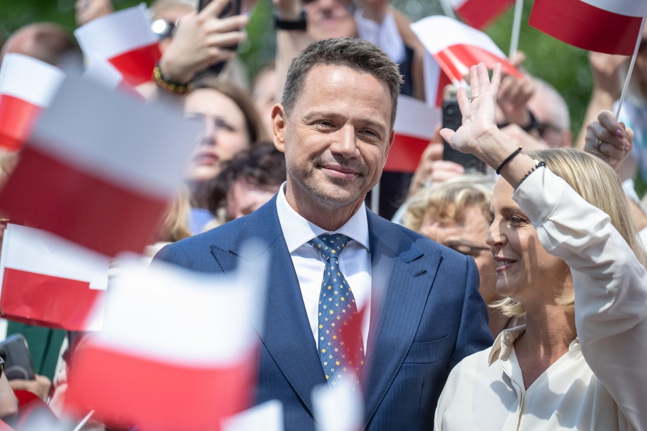 Trzaskowski podjął decyzję ws. badań lekarskich 