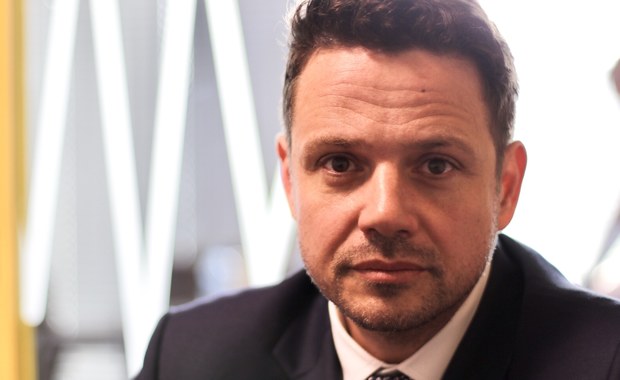 Trzaskowski: Polacy zrozumieli, że PiS próbowało pod stołem wypłacić drugą pensję