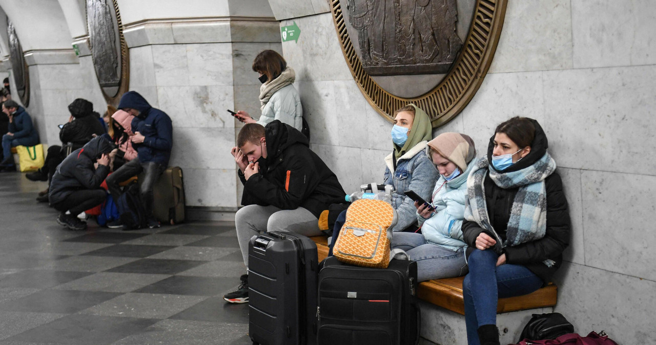 Trzeba ułatwić obywatelom Ukrainy wjazd do Polski N/z Metro w Kijowie /DANIEL LEAL/AFP /East News