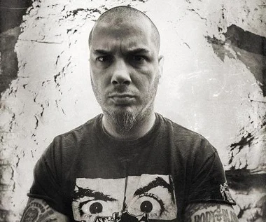 "Trzeba umieć robić sobie z siebie jaja"