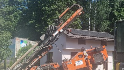 ​Trzebinia: Ziemia zapadła się pod maszyną do wzmacniania gruntu