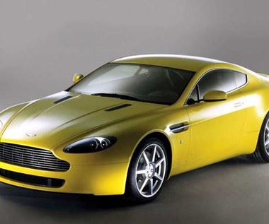 Trzeci aston martin