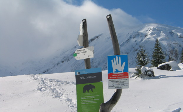 Trzeci stopień zagrożenia lawinowego w Tatrach