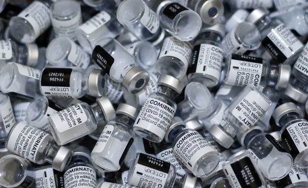 Trzecia dawka szczepionki przeciw Covid-19. Znamy szczegóły 