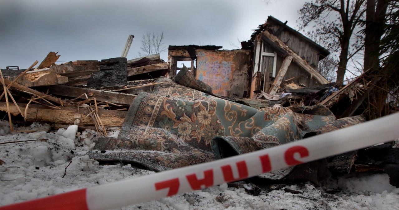 Trzej mężczyźni zginęli w pożarze domu w Łódzkiem