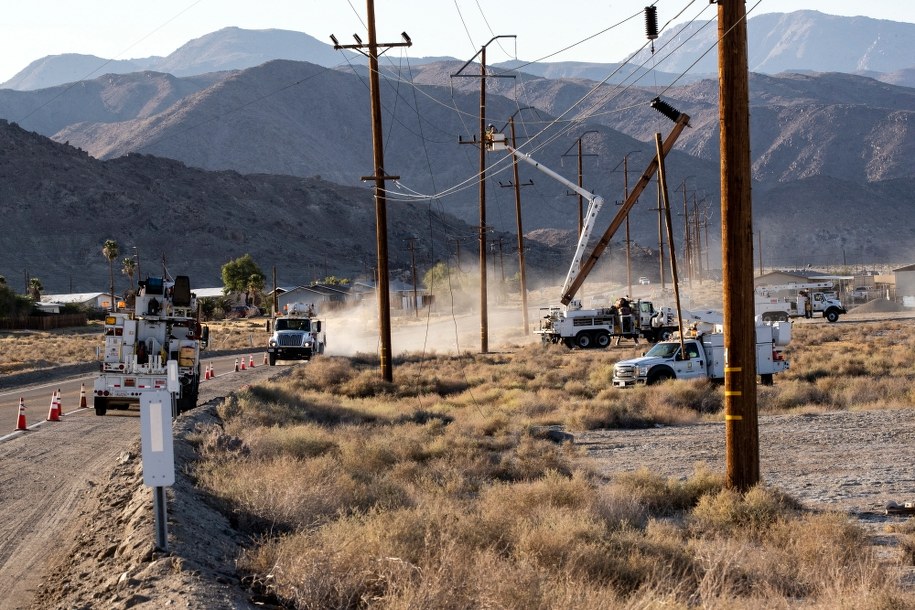 Trzęsienie ziemi, które nawiedziło w czwartek południową Kalifornię, miało magnitudę 6,4 /ETIENNE LAURENT /PAP/EPA